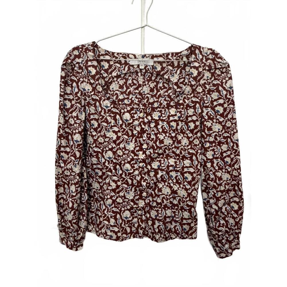 Joie cotton poplin square neckline button-up blouse in a burgundy paisley print